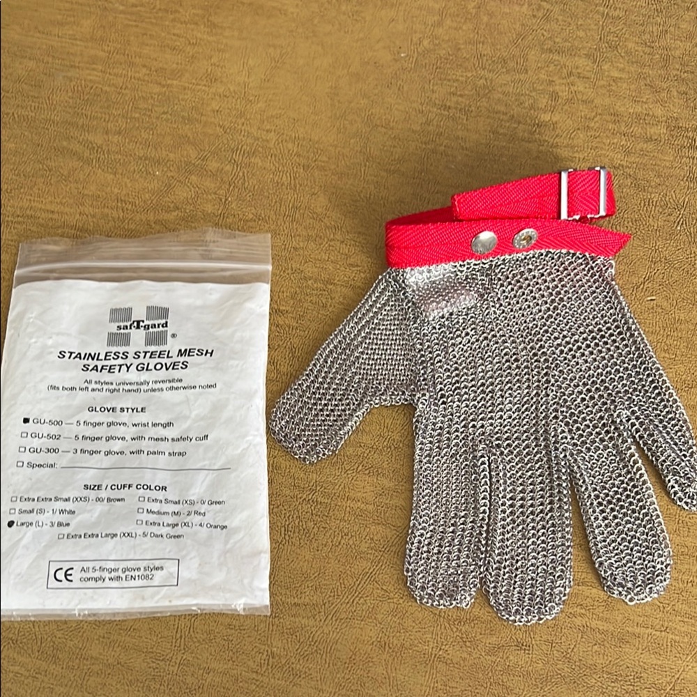 Stainless Steel Mesh Safety Glove with Red Strap